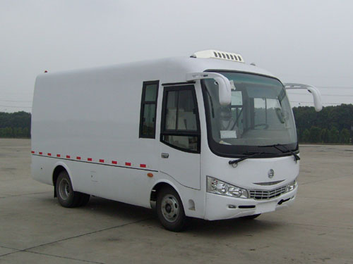 CLY5040XXYA厢式运输车燃油公告图片2