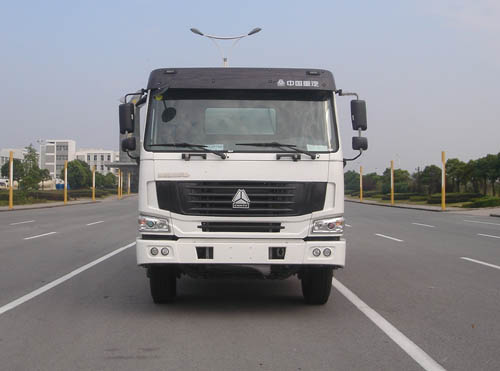 THT5256GJB05ZZA混凝土搅拌运输车燃油公告图片1