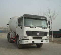 XT5257GJBZZS4347C混凝土搅拌运输车燃油公告图片2