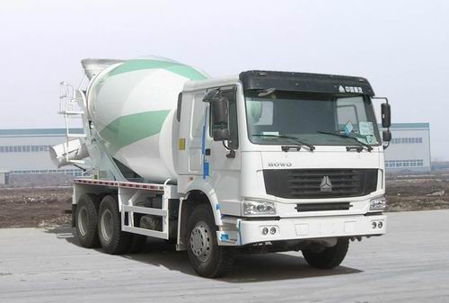 ZZ5257GJBN3649W混凝土搅拌运输车燃油公告图片2