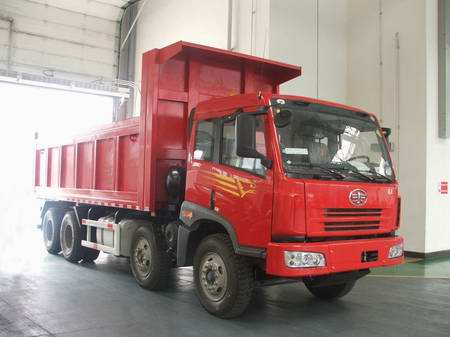 CA3313P7K1T4AE平头柴油自卸汽车燃油公告图片2