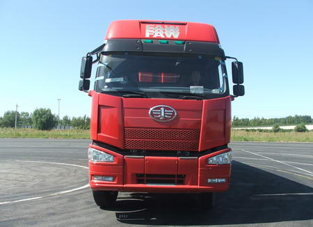 CA5310XXYP63K1L6T4A2E平头柴油蓬式运输汽车燃油公告图片1