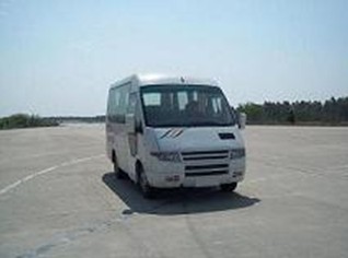 NJ6535CE1依维柯轻型客车燃油公告图片2