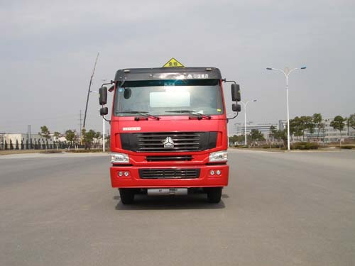 THT5312GYY01ZZ运油车燃油公告图片1