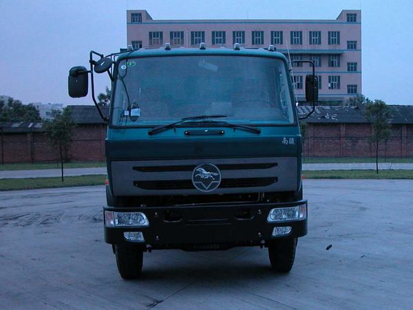 CNJ3060ZQP42B1自卸汽车燃油公告图片1