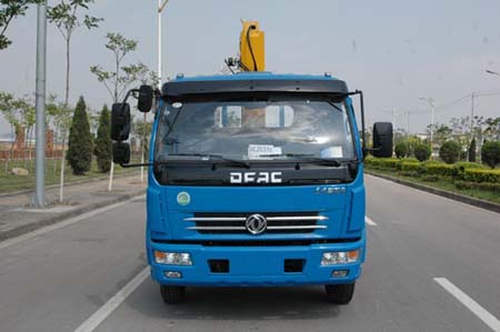 XZJ5080JSQD随车起重运输车 燃油公告图片1