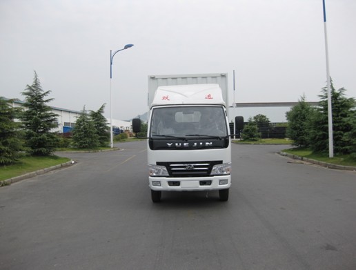 NJ5042XXY-DCFZ2厢式运输车燃油公告图片1