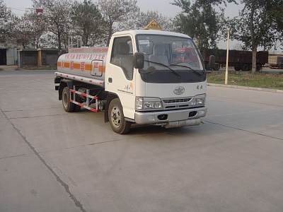 XCF5042GJY加油车燃油公告图片2
