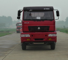 ZZ1164K4715C1载货汽车燃油公告图片1