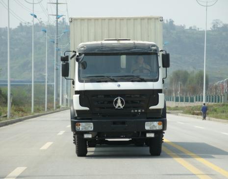 ND5251XXYZ厢式运输车燃油公告图片1