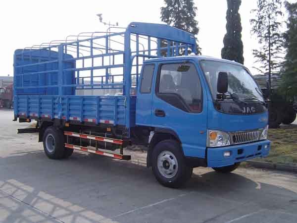 HFC5141CCYK2R1T仓栅式运输车燃油公告图片2
