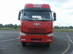 CA1310P63K2L6T4E平头柴油载货汽车燃油公告图片1