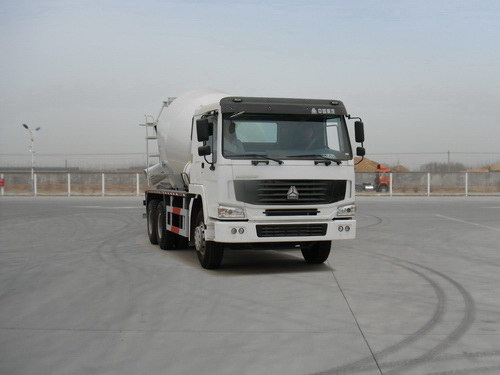 ZZ5257GJBN3247C混凝土搅拌运输车燃油公告图片2