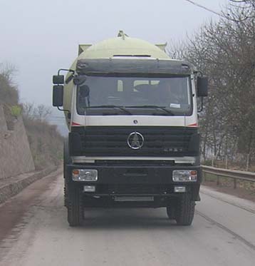ND5254GFLZ粉粒物料运输车燃油公告图片1