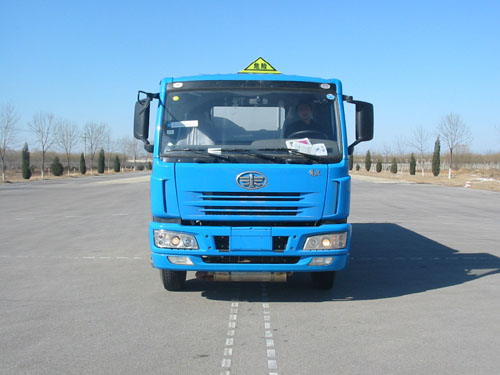 BSX5163GYY运油车燃油公告图片1