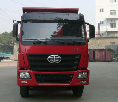 LZT3300P2K2E3T4A92平头自卸汽车燃油公告图片1