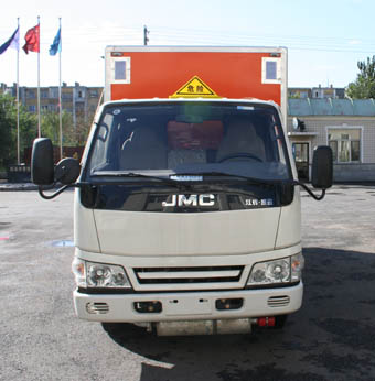 JC5051XQYJX爆破器材运输车燃油公告图片1