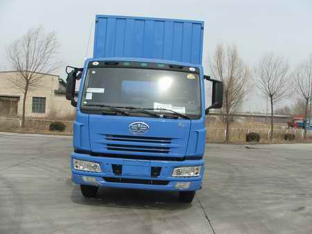 CA5163XXYP7K2L3BE厢式运输汽车燃油公告图片1