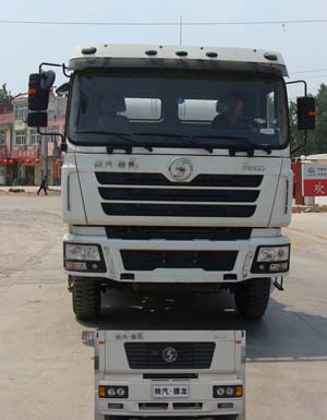 SX5255GJBJT404C混凝土搅拌运输车燃油公告图片1