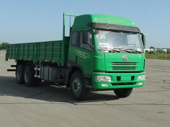 CA1253P7K1L7T1E6×4平头柴油载货汽车燃油公告图片2