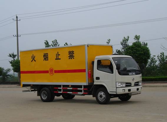 XZC5051XQY3爆破器材运输车燃油公告图片2