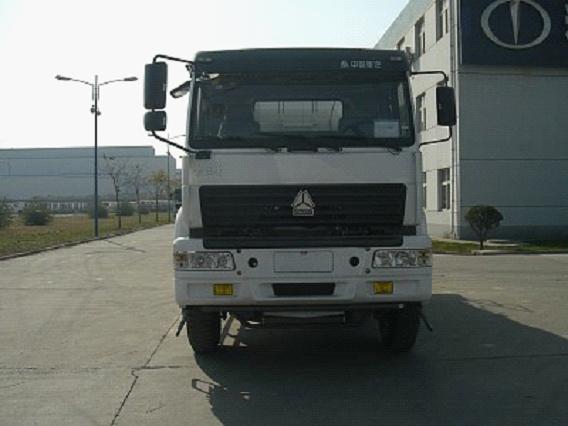 LD5251GJBN4241C混凝土搅拌运输车燃油公告图片1