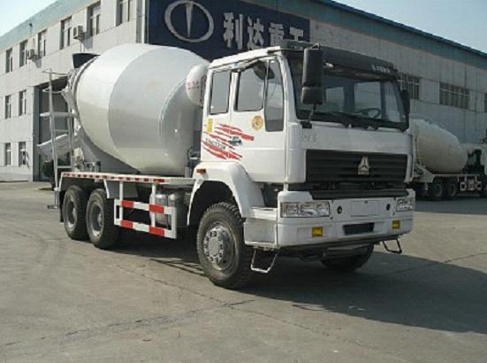 LD5251GJBN4241C混凝土搅拌运输车燃油公告图片2