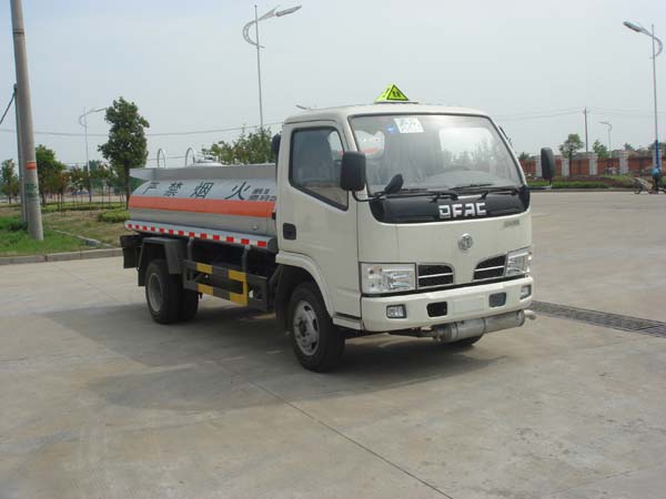 QT5060GJY3加油车燃油公告图片2