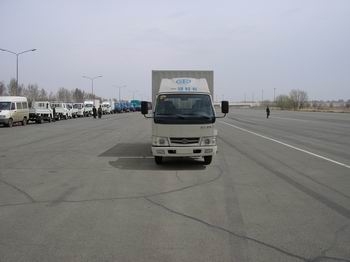 CA5070XXYK7L3R5E3厢式运输车燃油公告图片1
