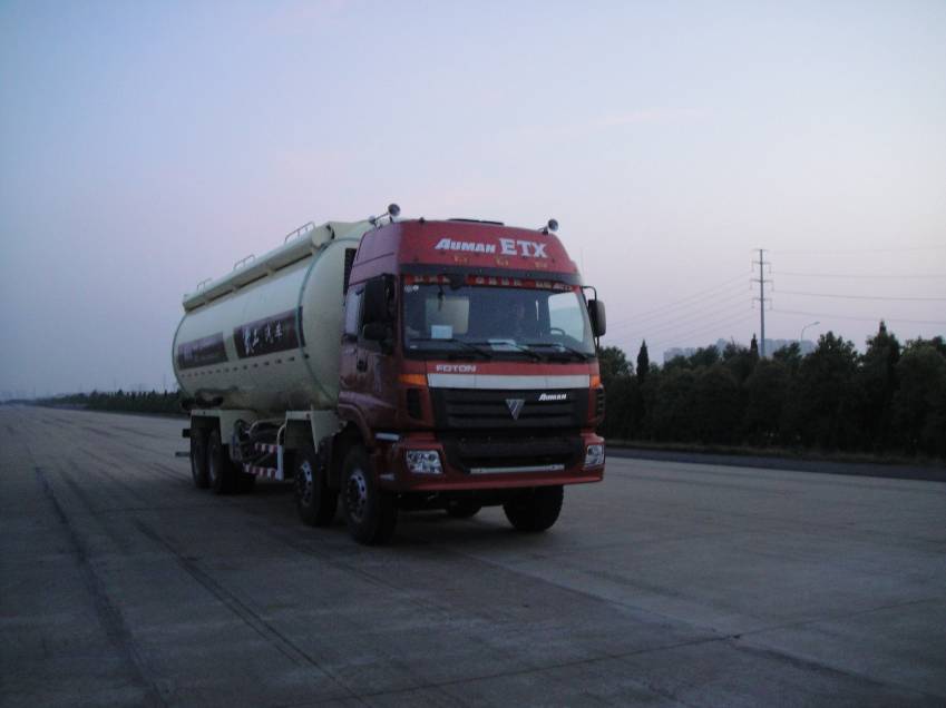 WGG5315GFLB粉粒物料运输车燃油公告图片2