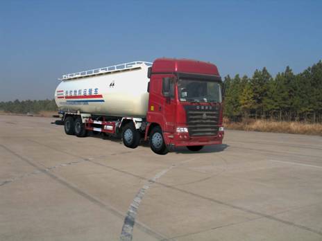 SDZ5315GFLA粉粒物料运输车燃油公告图片2