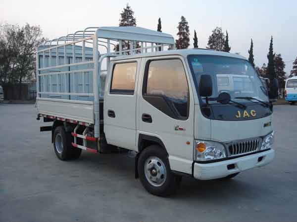 HFC5040CCYK15RT仓栅式运输车燃油公告图片2