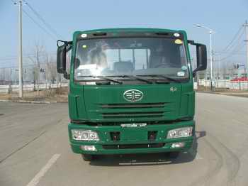 CA5163TPBP7K2L2E平板运输车燃油公告图片1