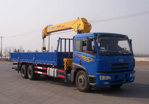XZJ5250JSQJ随车起重运输车燃油公告图片2