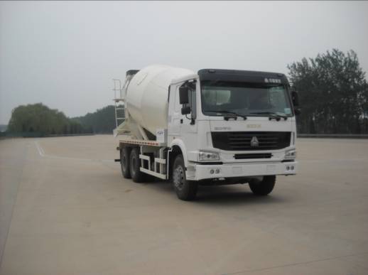 SDX5253GJB混凝土搅拌运输车燃油公告图片2