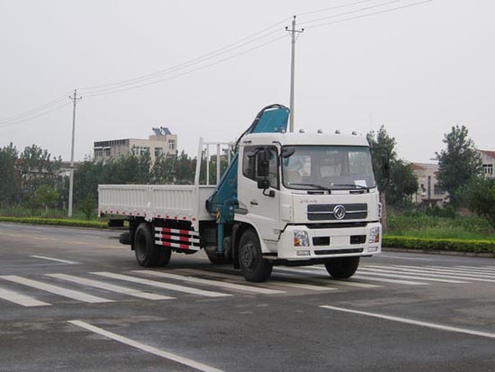 SLA5160JSQ随车起重运输车燃油公告图片2