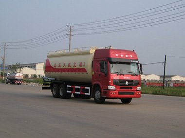 SLA5250GFLZ6粉粒物料运输车燃油公告图片2