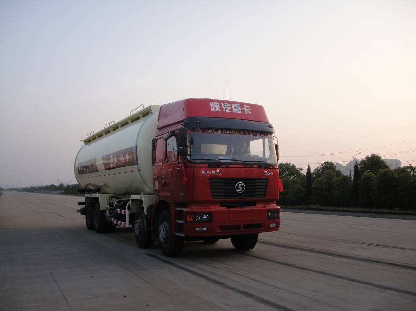 WGG5314GFLS粉粒物料运输车燃油公告图片2
