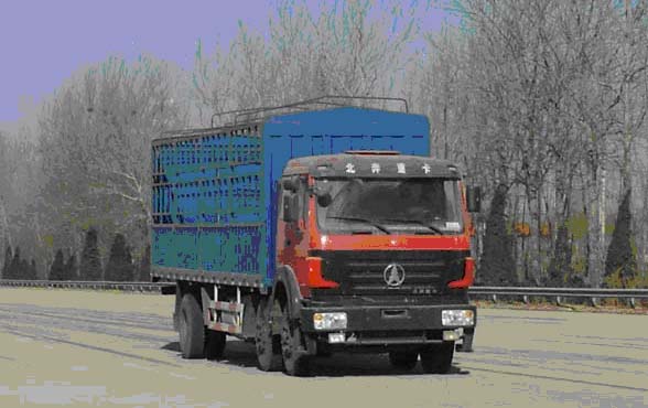 ND5247CXYZ仓栅式运输车燃油公告图片2