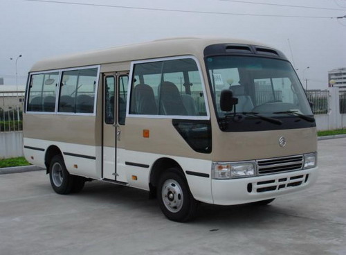 XML6700J18客车燃油公告图片2