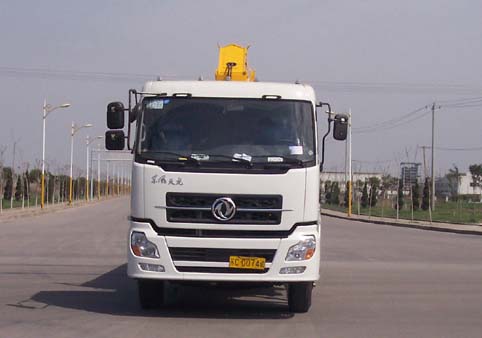 XZJ5252JSQD随车起重运输车燃油公告图片1