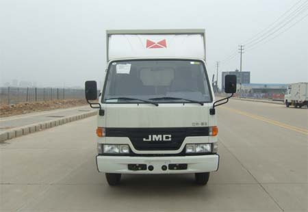 JX5045XXYXA厢式运输车燃油公告图片1