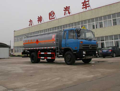 SLS5167GYYEA运油车燃油公告图片2