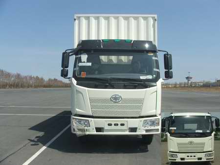 CA5163XXYP9K2L4CE厢式运输车燃油公告图片1