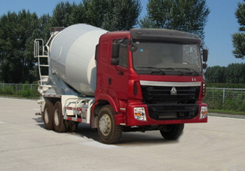 ZZ5255GJBN4145C2混凝土搅拌运输车燃油公告图片2