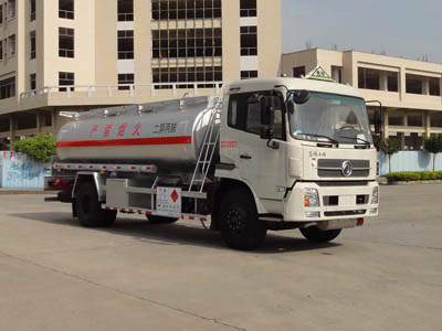 YQ5164GRYELA易燃液体罐式运输车燃油公告图片2