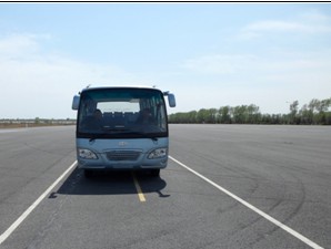 XQ6609TQ2轻型客车燃油公告图片1
