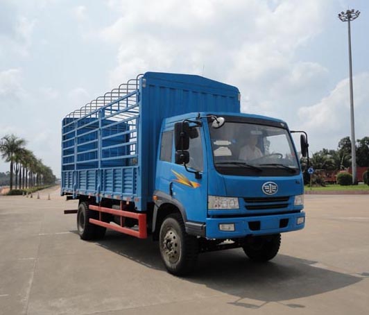 CA5070XXYPK2EA80-1仓栅式运输车燃油公告图片2