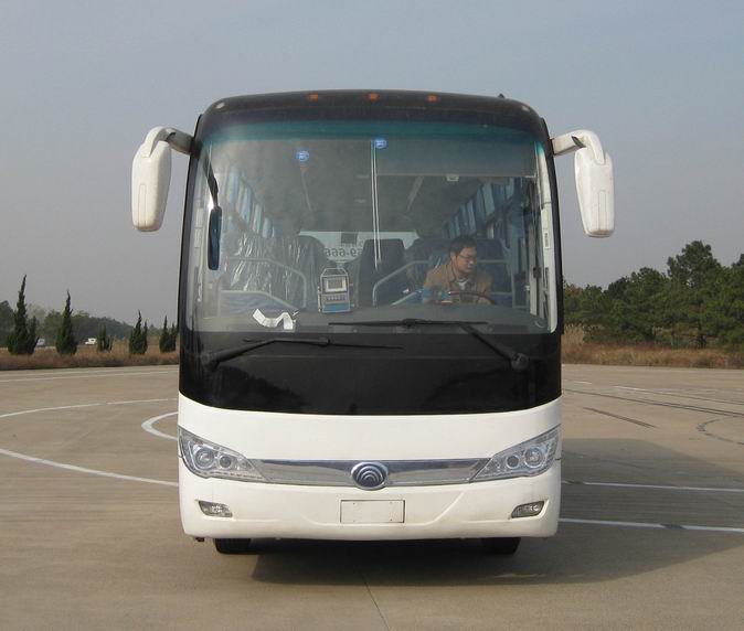 ZK6117HQ2Y客车燃油公告图片1