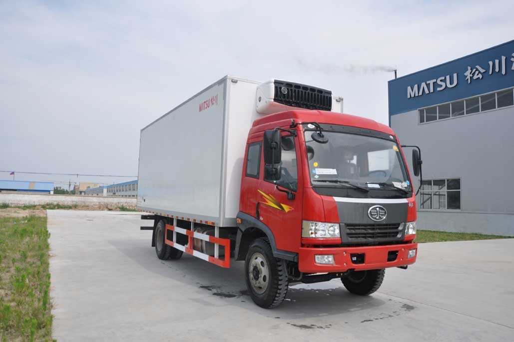 SCL5161XLC冷藏车燃油公告图片2